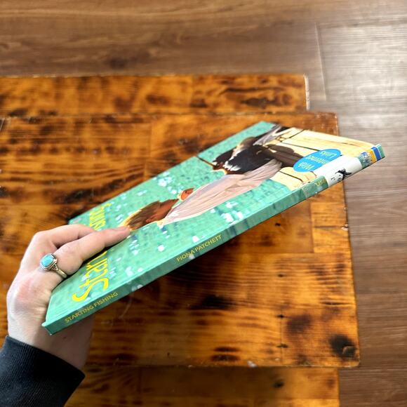 Vintage 2004 Usborne Starting Fishing With Internet Links Hardcover Book - Picture 9 of 9